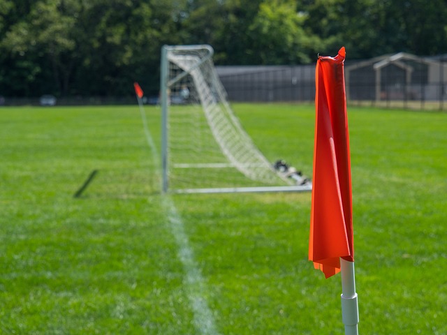 【原创】足球今日竞彩推荐：周日003英冠-利兹联VS谢周三.